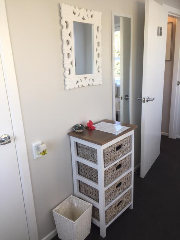 Kiwi House Waiheke Hotel Oneroa Екстериор снимка